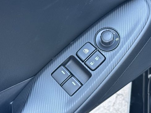 Used 2025 MAZDA MX-5 Miata Sport w/ Appearance Package image 12