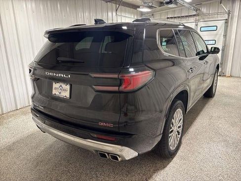 Used 2025 GMC Acadia Denali w/ LPO, Floor Liner Package AWD/4WD image 4