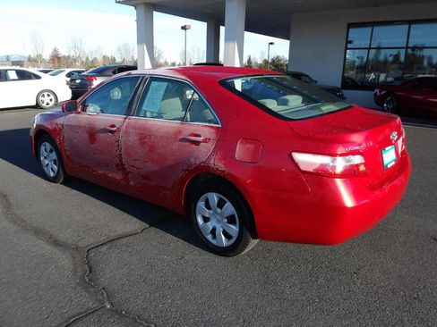 Used 2007 Toyota Camry LE FWD image 3