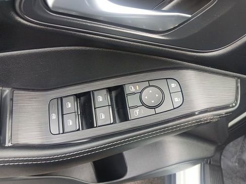 Used 2023 Nissan Rogue SV w/ SV Premium B Package AWD/4WD image 13