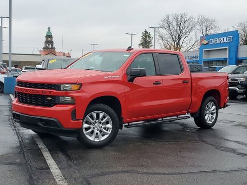 Used 2020 Chevrolet Silverado 1500 Custom w/ Custom Value Package image 24