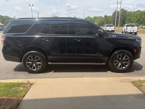 Used 2022 Chevrolet Tahoe Z71 w/ Luxury Package image 5
