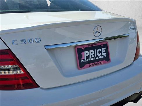 Used 2013 Mercedes-Benz C 300 4MATIC Sedan image 14