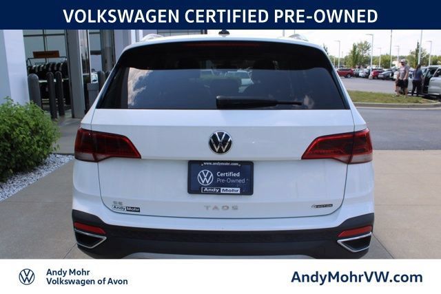 Used 2022 Volkswagen Taos SE w/ Panoramic Sunroof Package AWD/4WD image 8