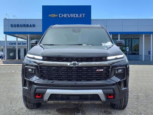 New 2026 Chevrolet Traverse Z71 w/ Driver Confidence Package image 2