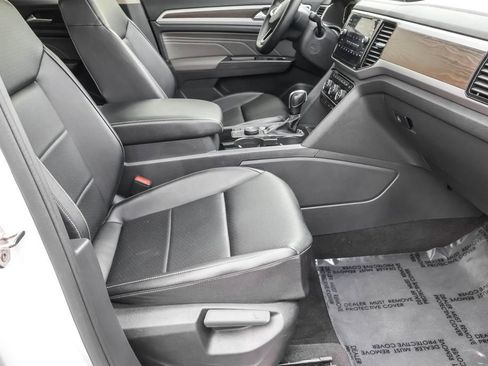 Used 2022 Volkswagen Atlas SE image 35