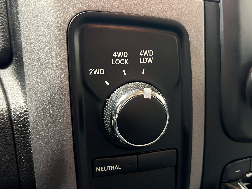 Used 2014 RAM 1500 Express AWD/4WD image 29