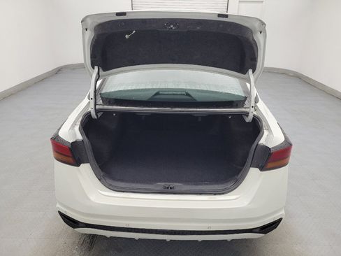 Used 2024 Nissan Altima 2.5 SV image 29