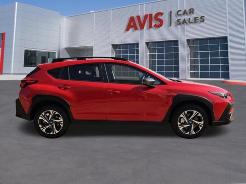 Used 2025 Subaru Crosstrek 2.5i Premium AWD/4WD image 4