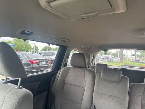 Used 2016 Honda Odyssey SE image 12