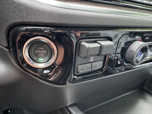New 2026 Chevrolet Silverado 1500 RST w/ Convenience Package II AWD/4WD image 44