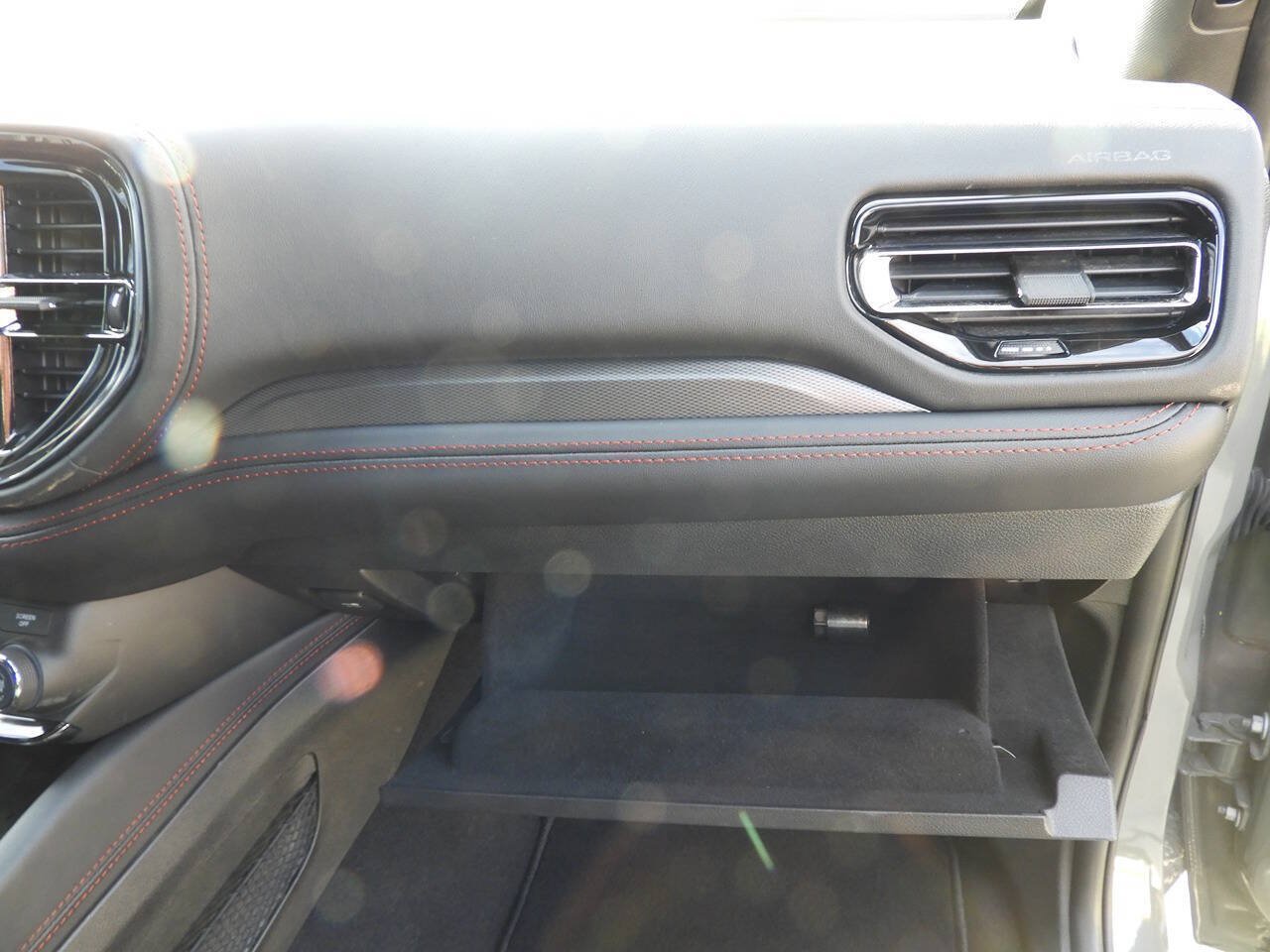 Used 2025 Dodge Durango R/T w/ Blacktop Package AWD/4WD image 39