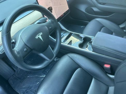 Used 2019 Tesla Model 3 Long Range image 10