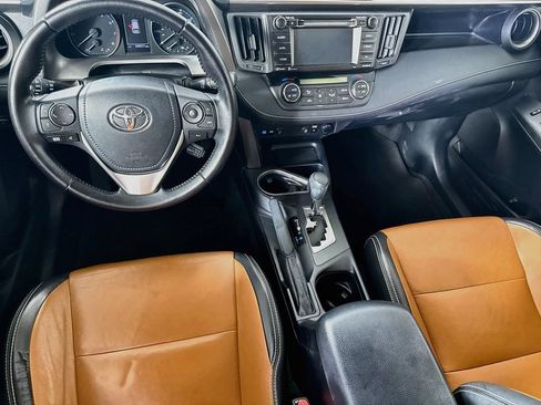 Certified 2017 Toyota RAV4 XLE FWD image 20
