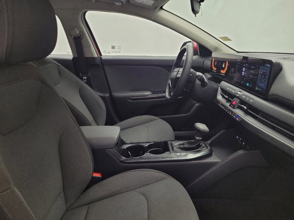 Used 2025 Kia K4 FWD image 21