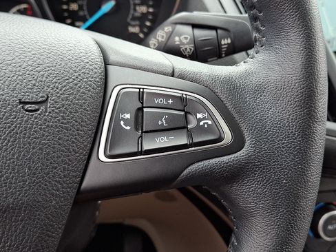 Certified 2018 Ford Escape Titanium w/ Ford Safe & Smart Package AWD/4WD image 30