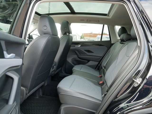 Certified 2026 Volkswagen Tiguan SE AWD/4WD image 17