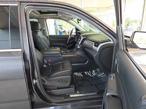Used 2017 Chevrolet Tahoe LT w/ Luxury Package image 54