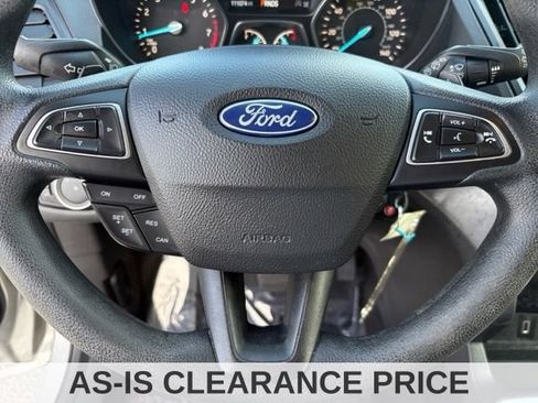 Used 2017 Ford Escape SE w/ Equipment Group 201A AWD/4WD image 24