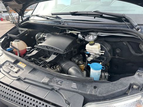 Used 2016 Mercedes-Benz Sprinter 2500 image 22