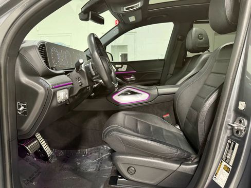 Used 2024 Mercedes-Benz GLS 450 4MATIC image 13