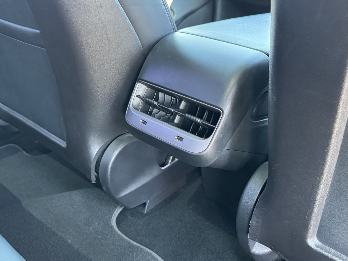 Used 2019 Tesla Model 3 RWD image 17
