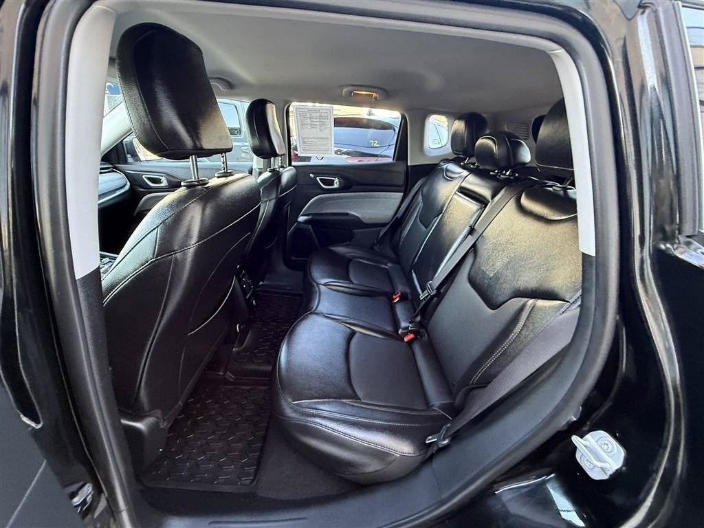 Used 2022 Jeep Compass Latitude AWD/4WD image 26