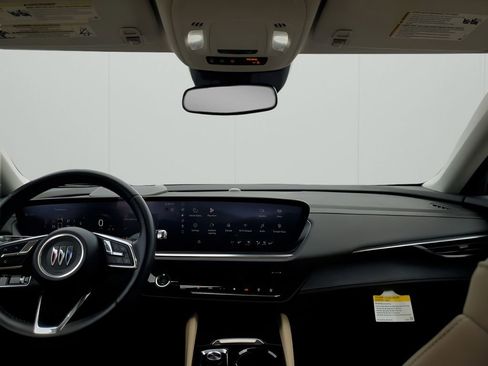 Used 2025 Buick Envision Preferred image 23