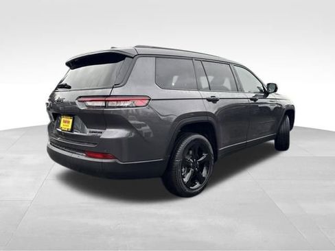 New 2025 Jeep Grand Cherokee L Limited image 7