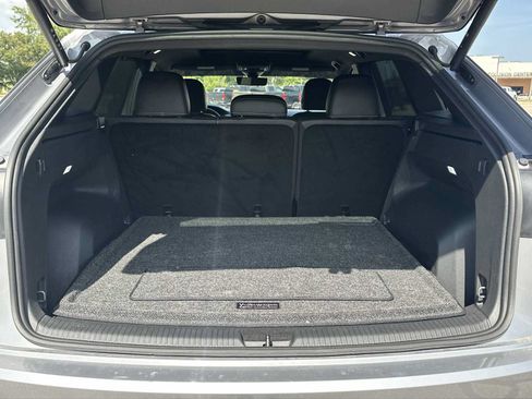 Used 2024 Volkswagen Atlas Cross Sport SE FWD image 35
