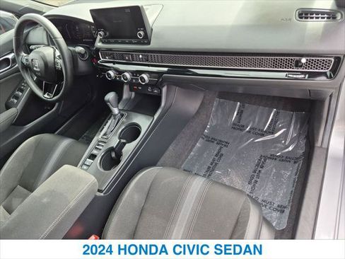 Certified 2024 Honda Civic Sport image 25