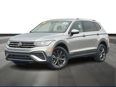 Used 2024 Volkswagen Tiguan SE