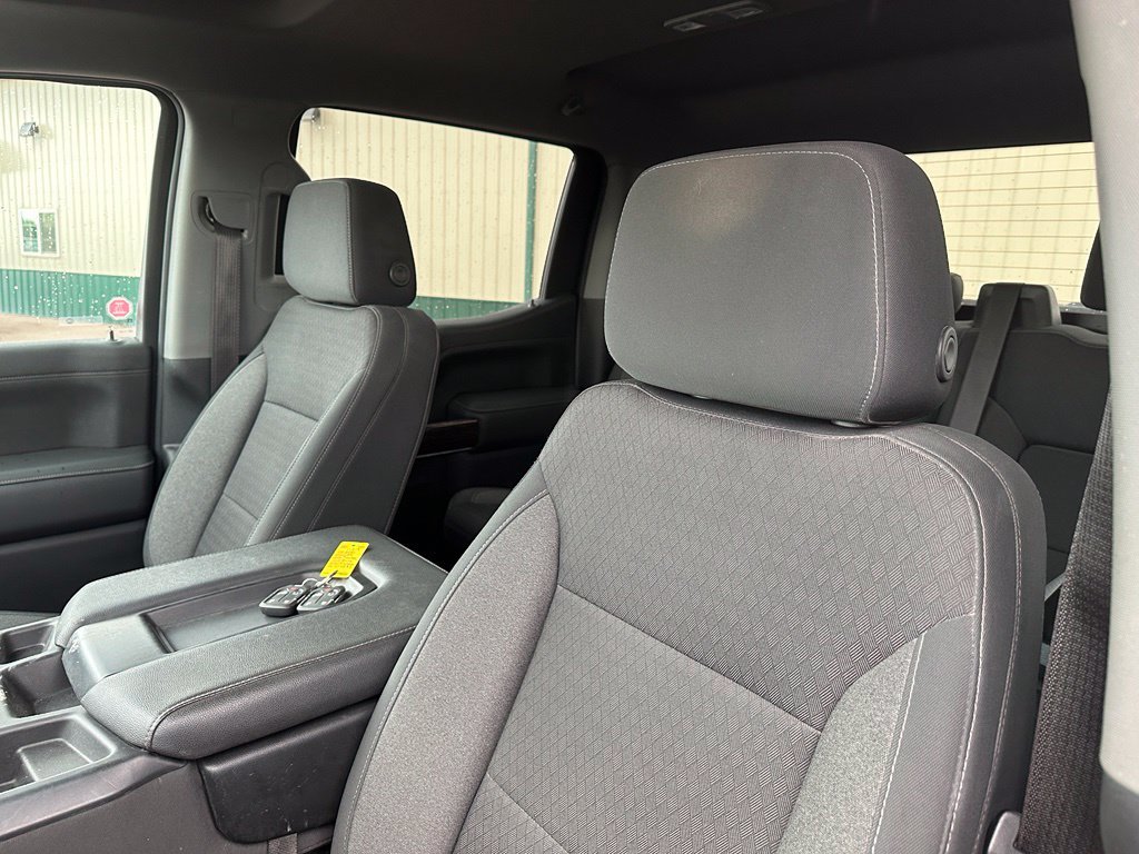 Used 2021 GMC Sierra 1500 Elevation w/ X31 Off-Road Package AWD/4WD image 3