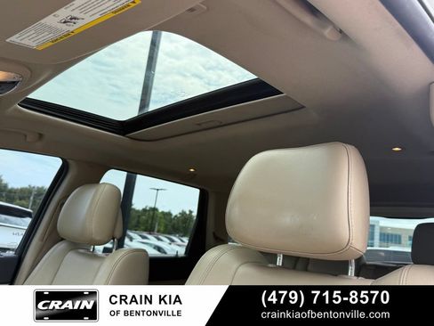 Used 2018 Jeep Grand Cherokee Limited AWD/4WD image 22