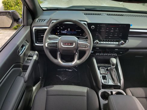 New 2026 GMC Canyon Elevation w/ Convenience Package RWD image 14