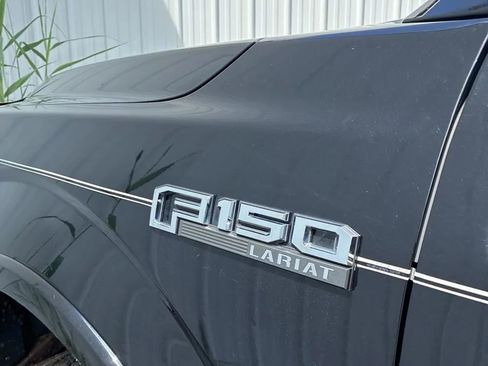Used 2016 Ford F150 Lariat w/ Equipment Group 502A Luxury AWD/4WD image 18