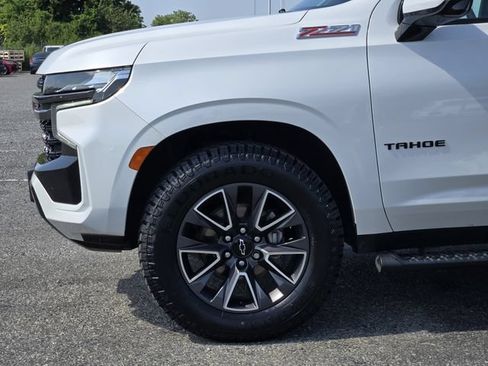 Used 2021 Chevrolet Tahoe Z71 w/ Luxury Package AWD/4WD image 9