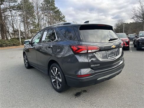 Used 2022 Chevrolet Equinox Premier image 3