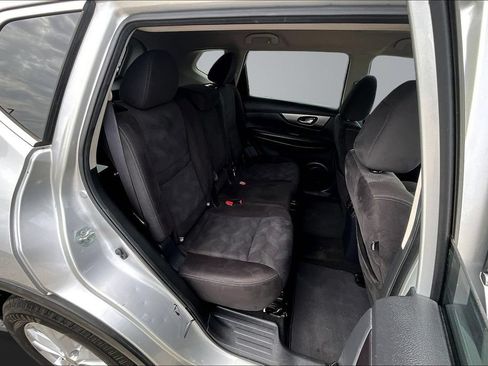 Used 2015 Nissan Rogue SV AWD/4WD image 26