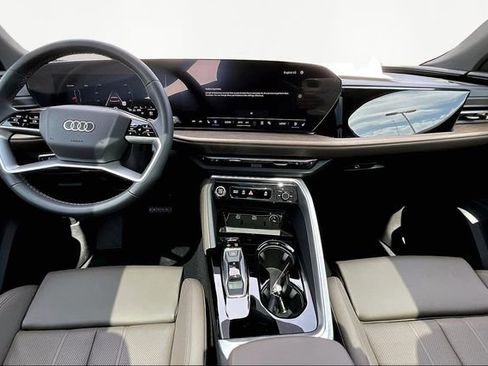 New 2025 Audi Q5 Premium Plus image 15