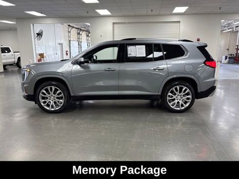 Used 2024 GMC Acadia Denali FWD image 4