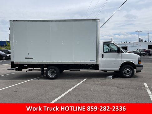 New 2023 GMC Savana 3500 w/ Power Convenience Package image 4