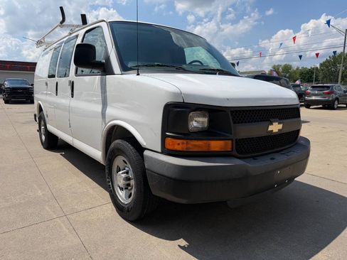 Used 2012 Chevrolet Express 2500 w/ Cold Climate Package RWD image 5