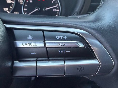 Used 2023 MAZDA MAZDA3 s FWD image 35