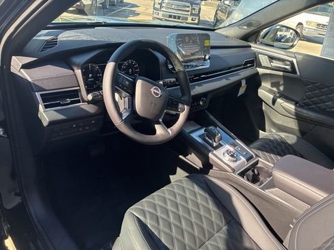 New 2026 Nissan Rogue Platinum AWD/4WD image 10
