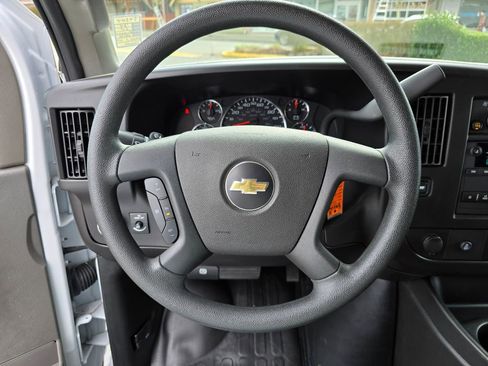 Used 2024 Chevrolet Express 2500 w/ Driver Convenience Package image 21