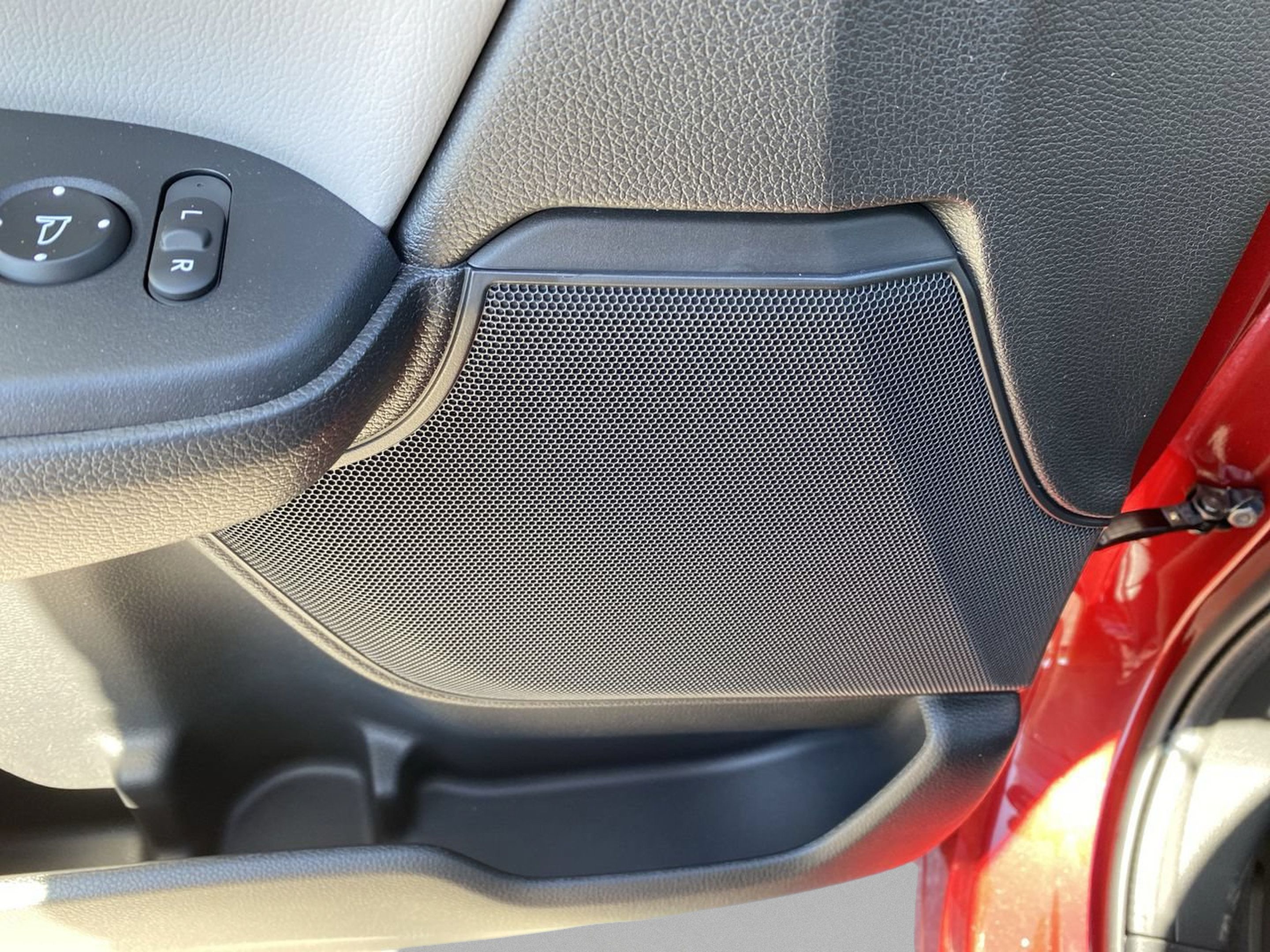 Used 2022 Honda CR-V Touring image 16