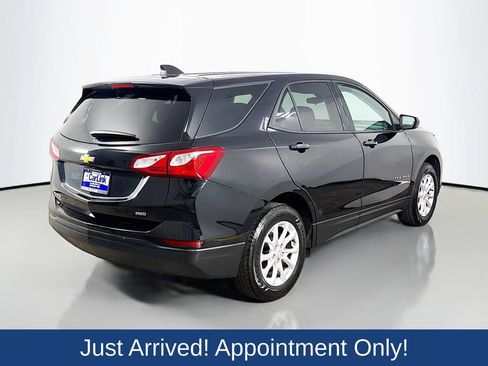 Used 2019 Chevrolet Equinox LS w/ LS Convenience Package AWD/4WD image 8