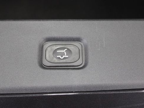 New 2026 Lincoln Navigator L Reserve w/ Jet Appearance Package image 16