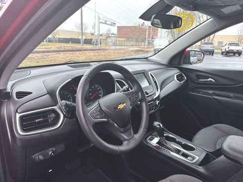 Used 2018 Chevrolet Equinox LT image 10